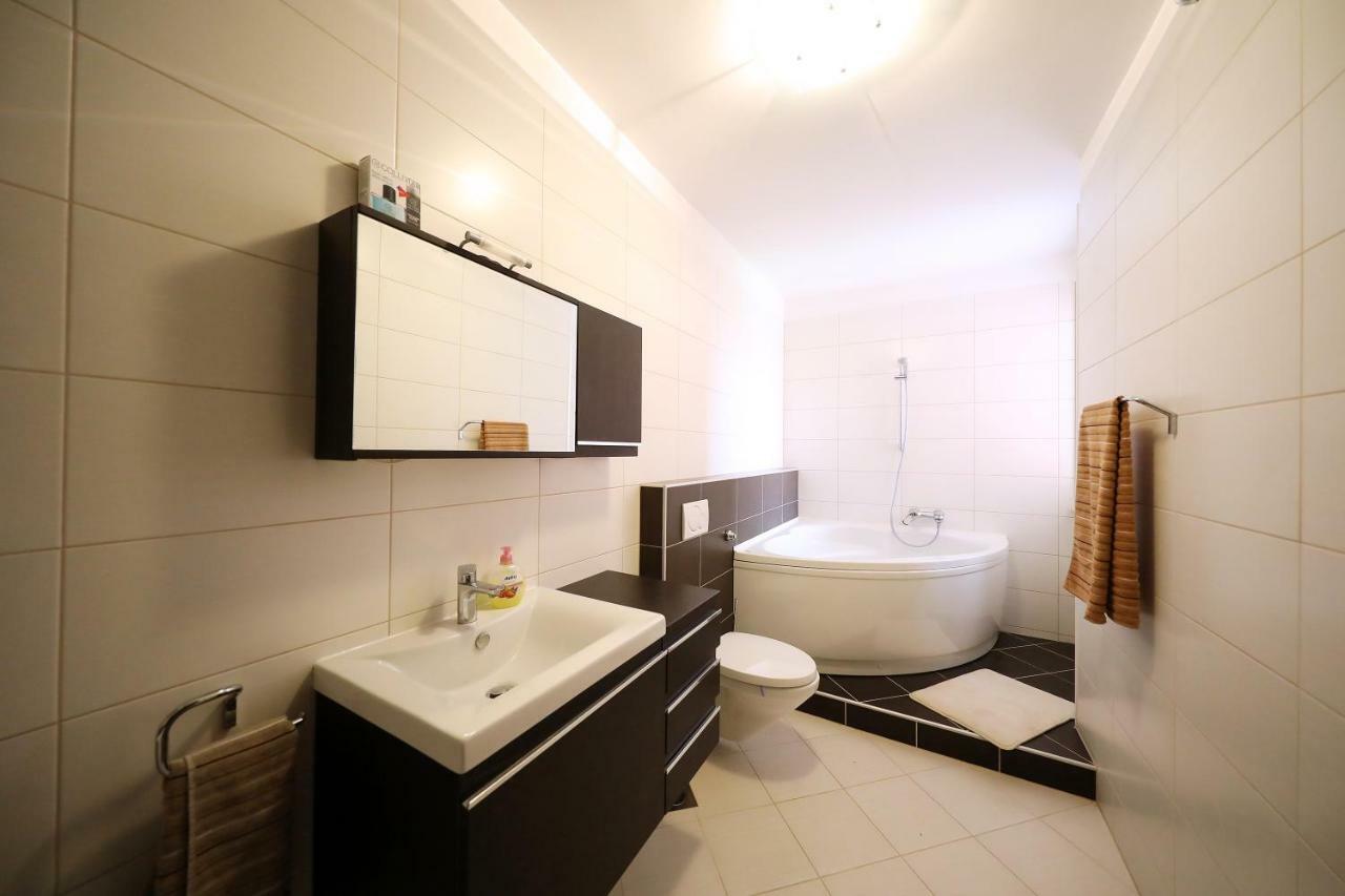 Easyliving House Near Zadar Villa Posedarje Buitenkant foto