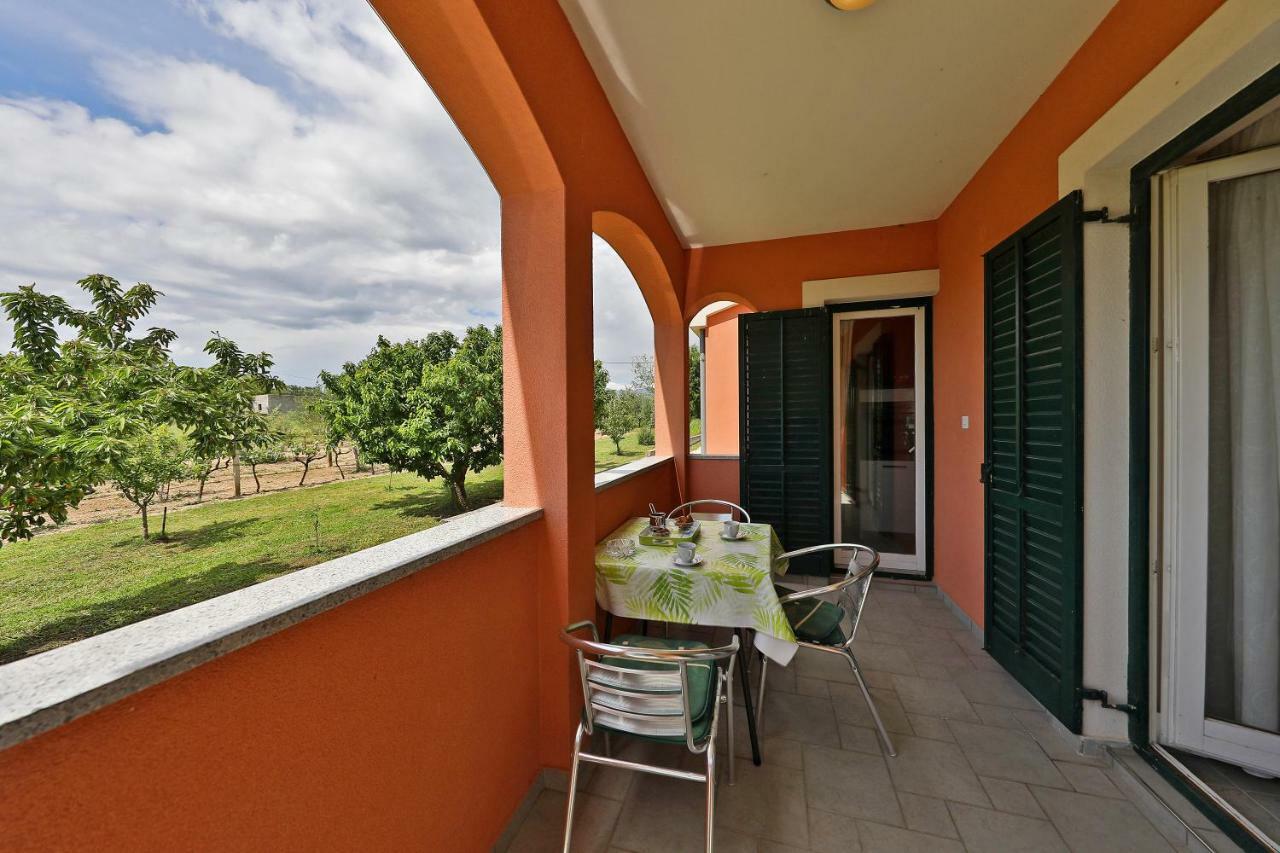 Easyliving House Near Zadar Villa Posedarje Buitenkant foto